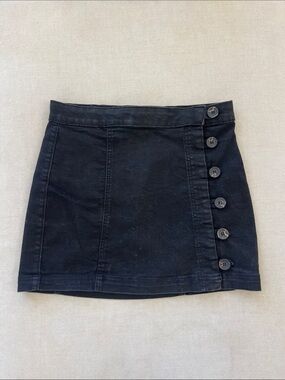 Black Denim Stretchy Skirt with side buttons.